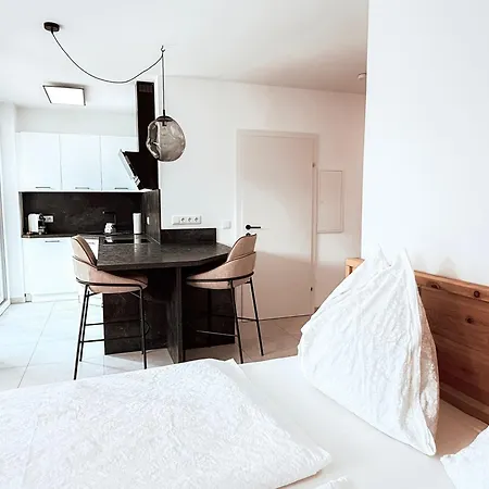Apartment Gluecksmoment Mit Balkon In Graz