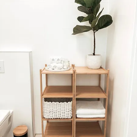 Apartment Gluecksmoment Mit Balkon In *