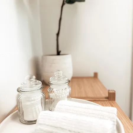 Gluecksmoment Mit Balkon In Apartment *