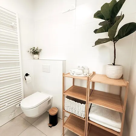 Apartment Gluecksmoment Mit Balkon In Graz
