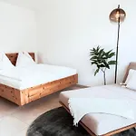 Gluecksmoment Mit Balkon In Lejlighed *