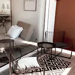 Gluecksmoment Mit Balkon In Lejlighed Graz
