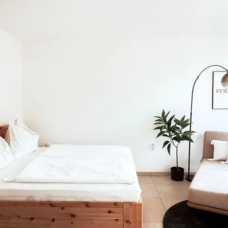 Gluecksmoment Mit Balkon In Lejlighed *