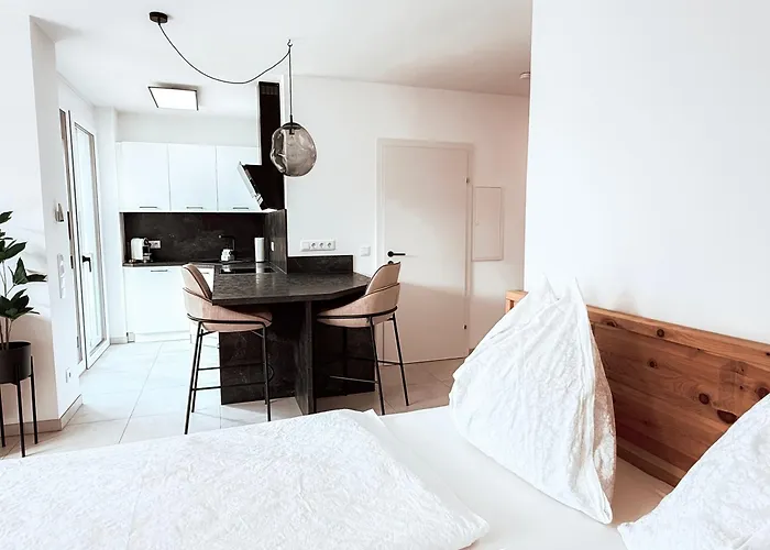 Apartment Gluecksmoment Mit Balkon In Graz