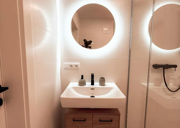 Gluecksmoment Mit Balkon In Apartament