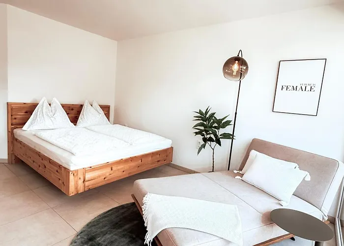 Gluecksmoment Mit Balkon In Apartament